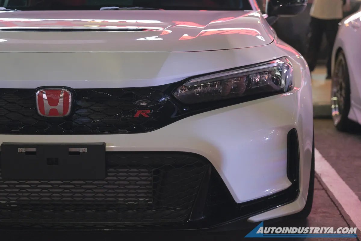 Over 200 cars show up for the return of Titans of Manila
