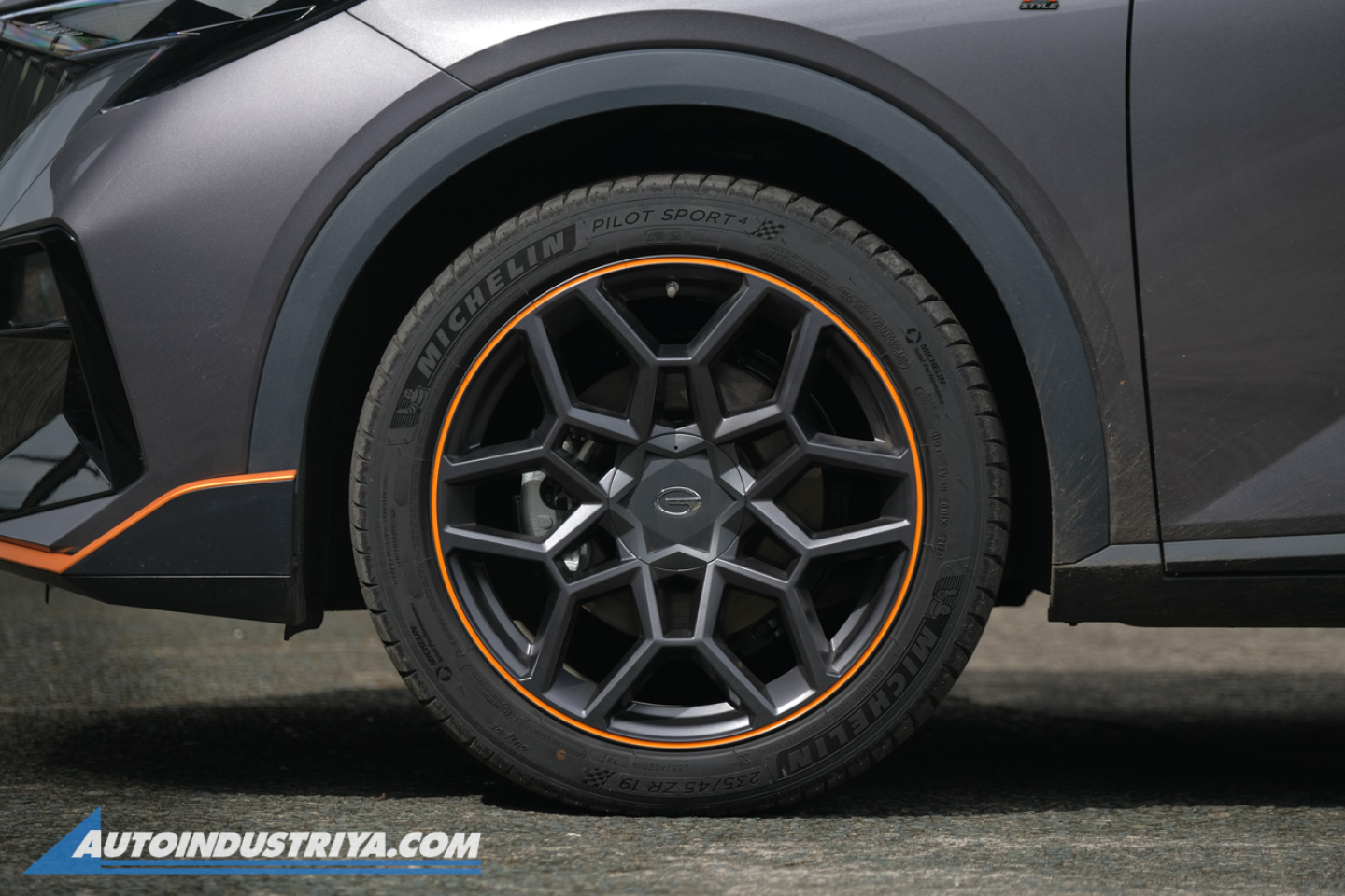 2024 GAC GS3 Emzoom R-Style 1.5T DCT