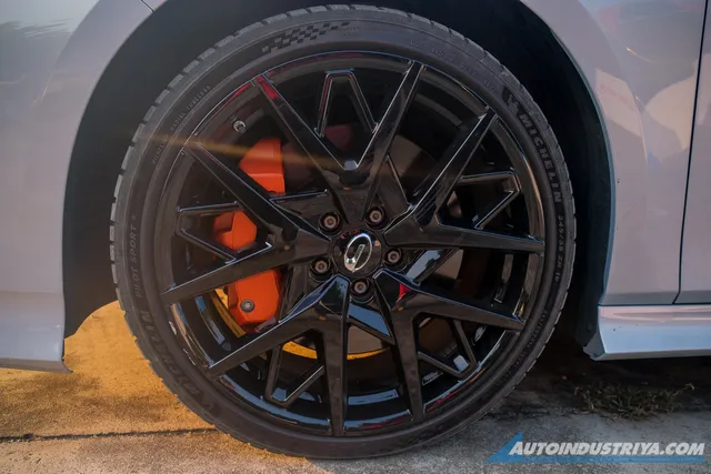 Should GAC bring Empow R to take on Civic Type R in PH? | AutoIndustriya