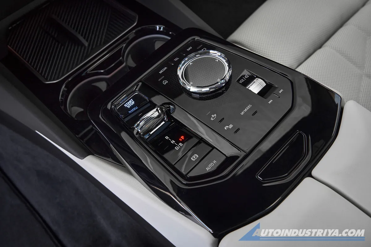 First Drive: BMW i5 eDrive40 and M60 xDrive