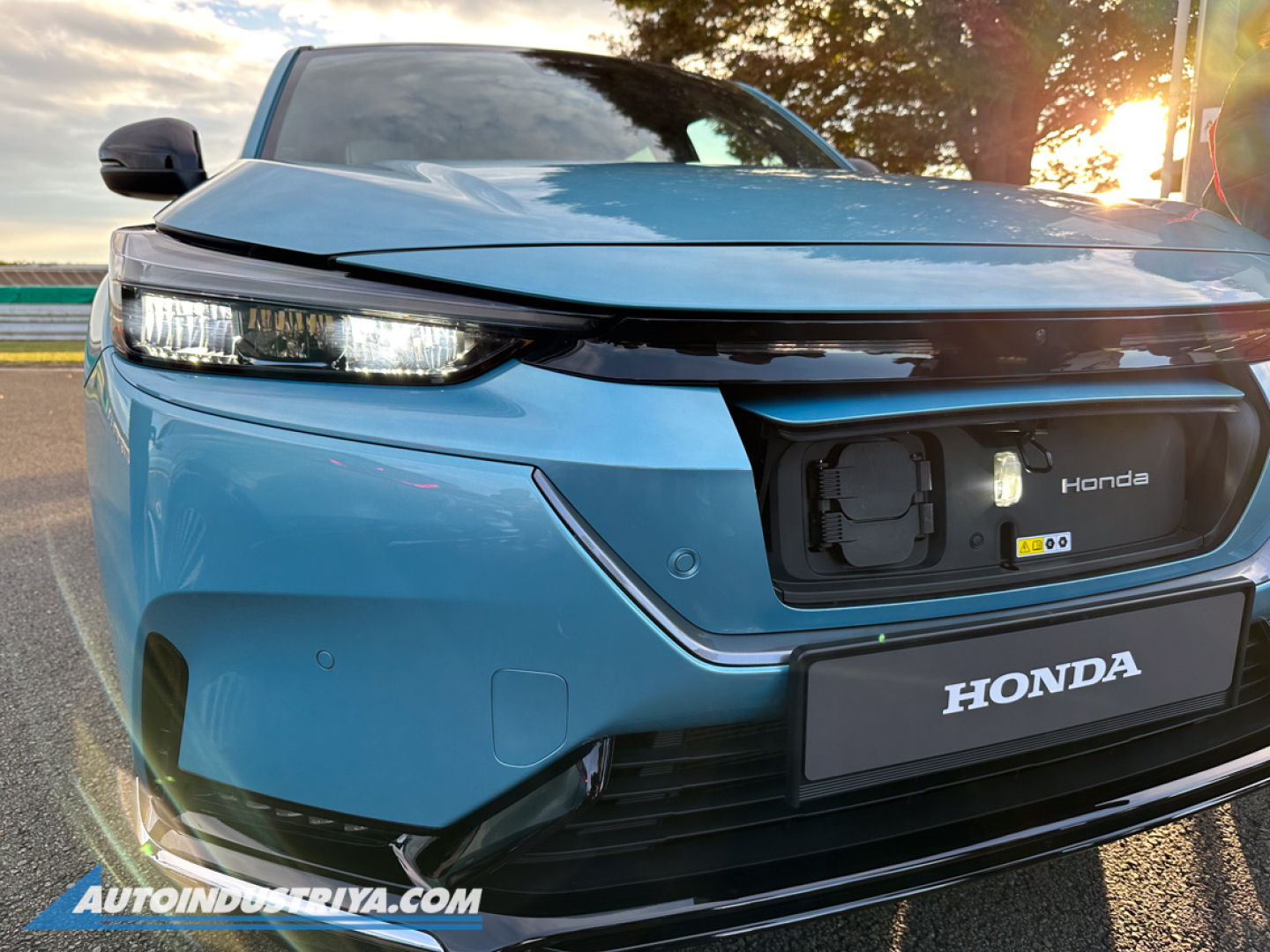 Electric HR-V: Driving the Honda e:N1
