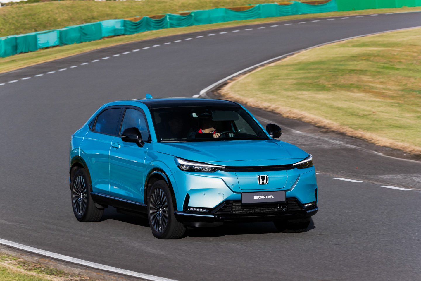 Electric HR-V: Driving the Honda e:N1