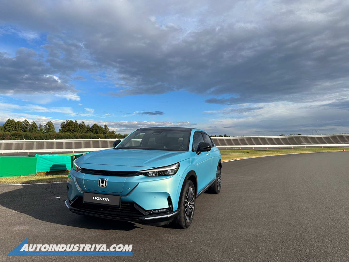 Electric HR-V: Driving the Honda e:N1