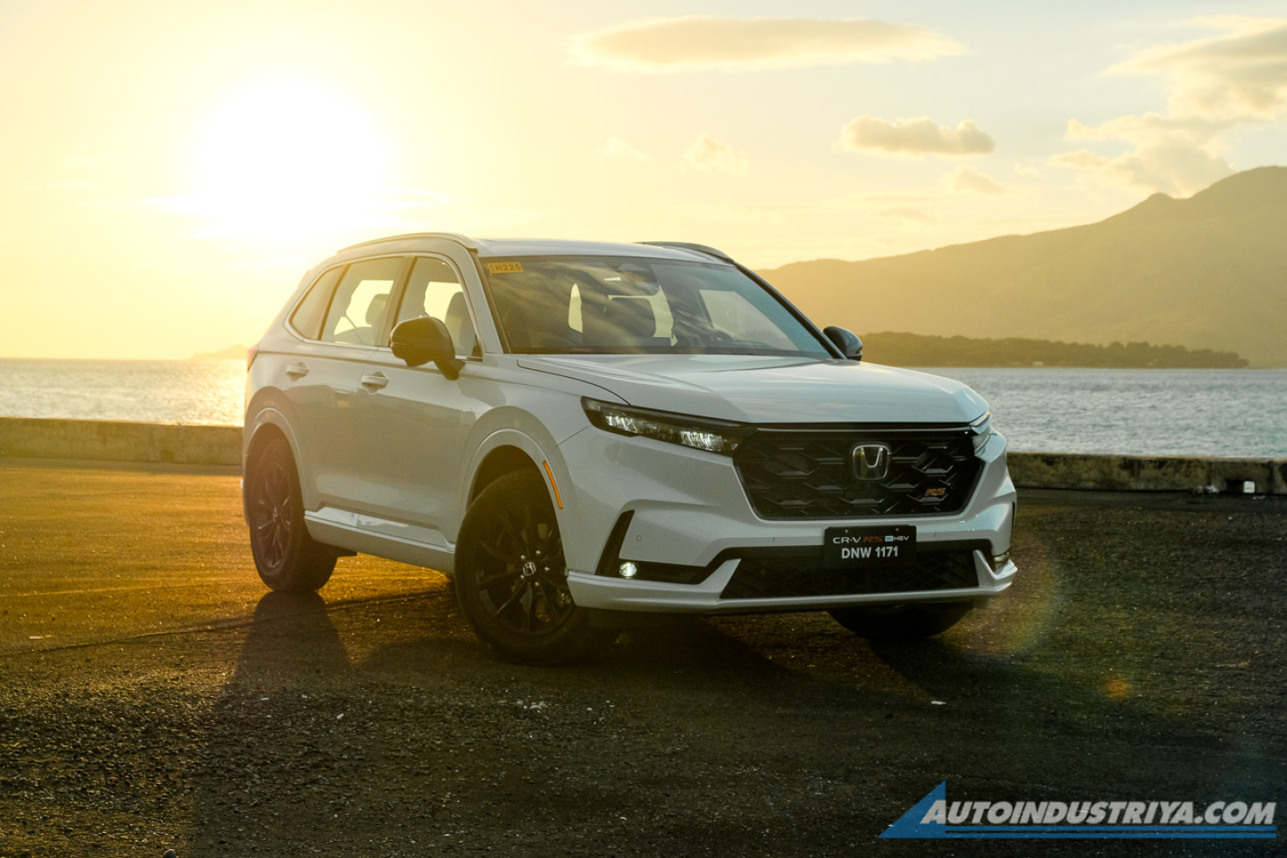 First Drive: 2024 Honda CR-V e:HEV & VTEC Turbo