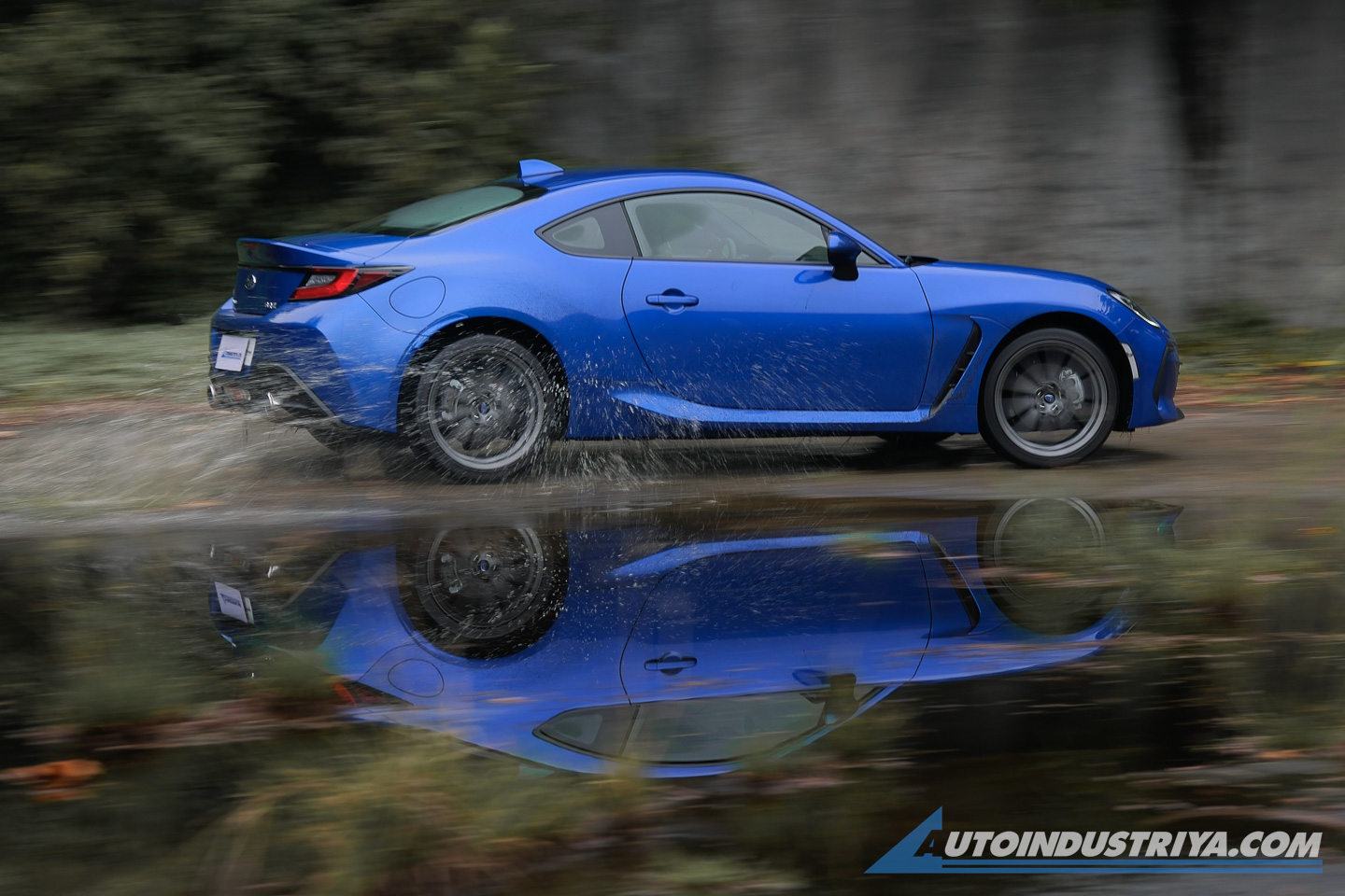 Subaru BRZ, sportier and safer with EyeSight