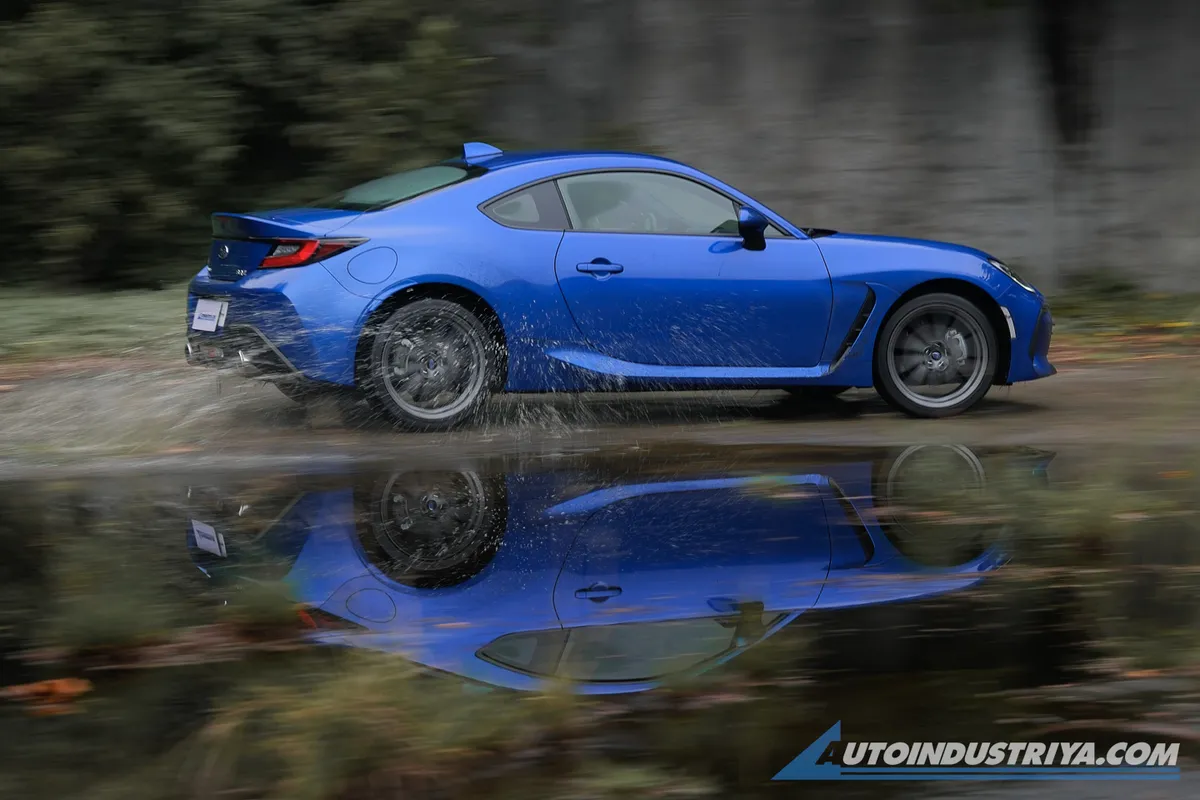 Subaru BRZ, sportier and safer with EyeSight