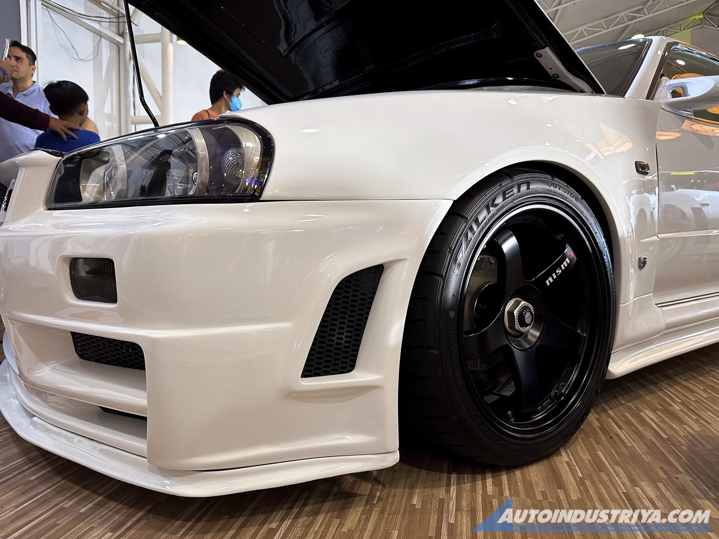 NeoClassic: A car show done right