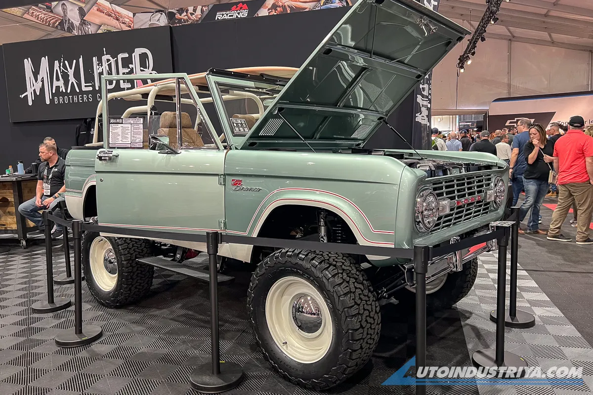 Barrett-Jackson Car Auction
