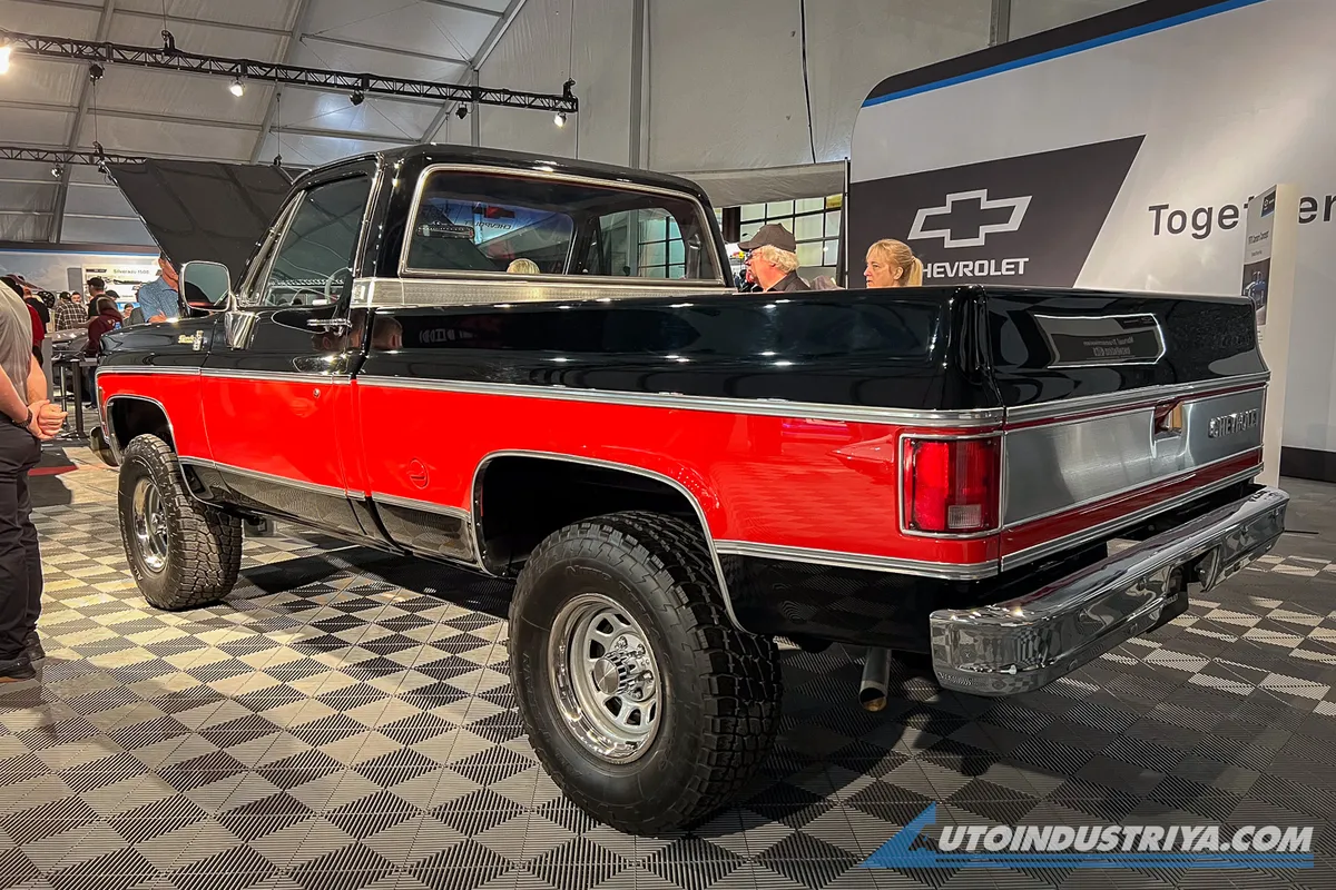 Barrett-Jackson Car Auction