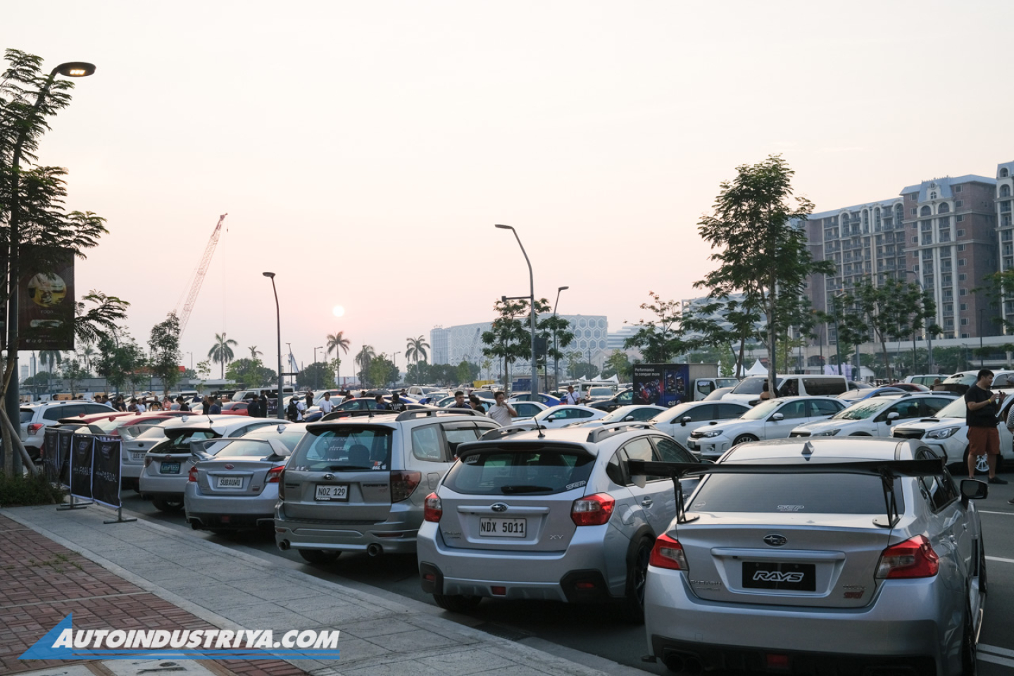 Boxer Madness 5: Over 400 Subaru vehicles gather for epic meet
