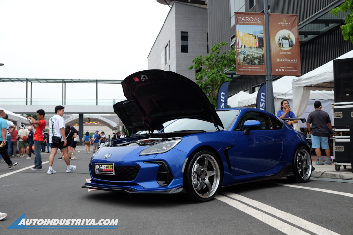 Boxer Madness 5: Over 400 Subaru vehicles gather for epic meet