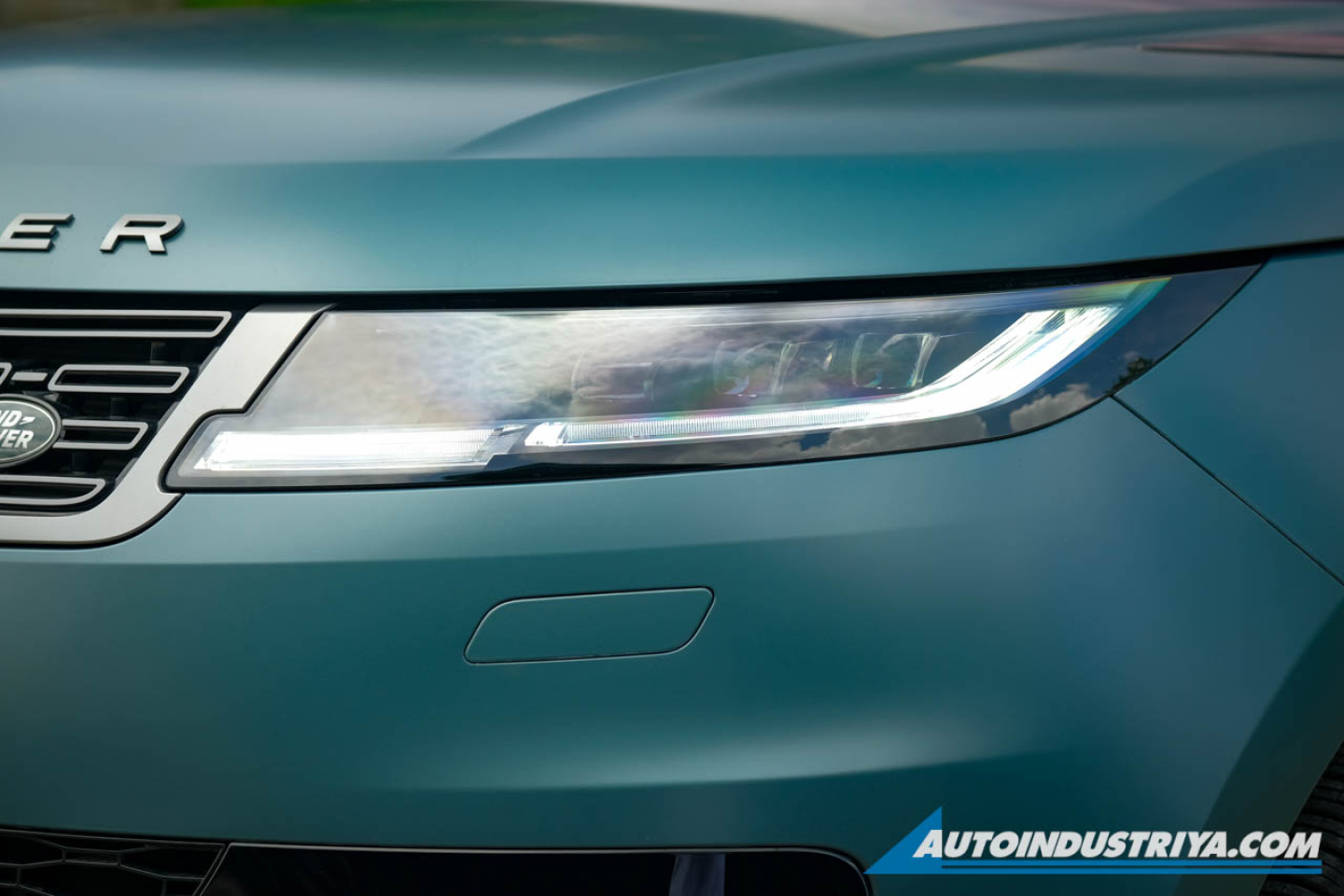 2024 Land Rover Range Rover Sport SE D300