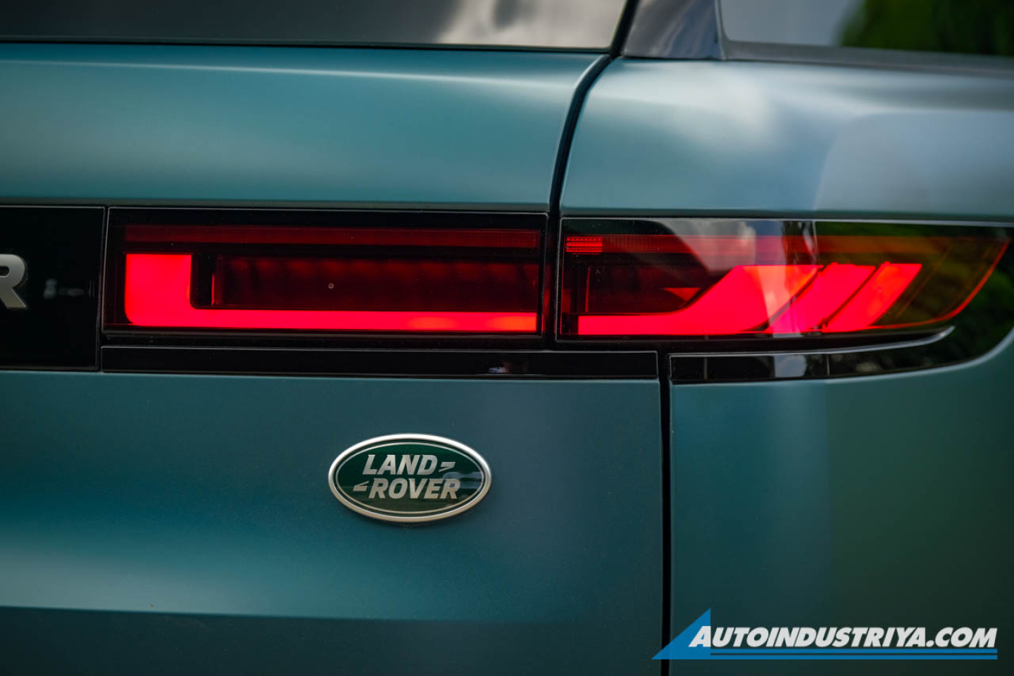 2024 Land Rover Range Rover Sport SE D300