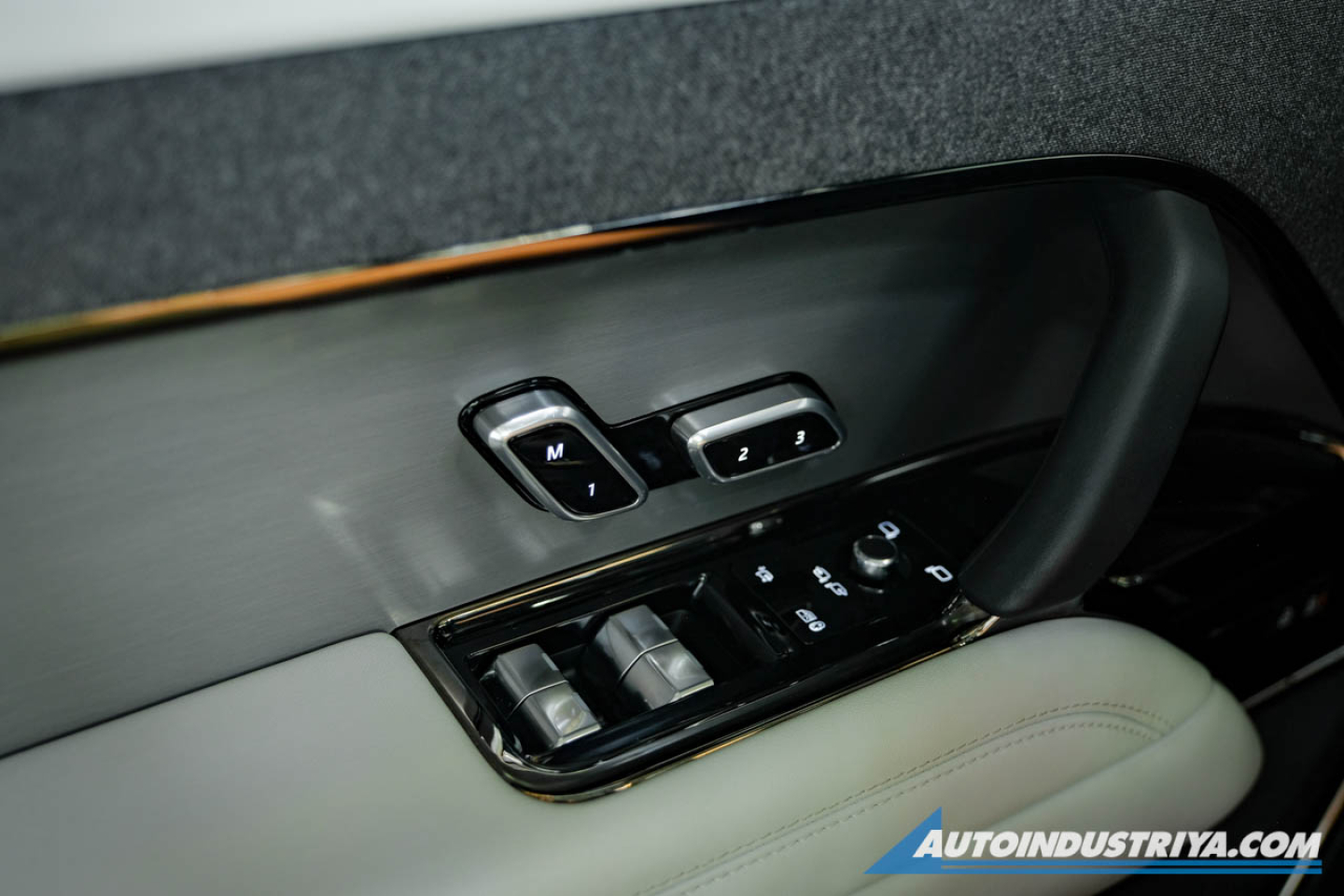 2024 Land Rover Range Rover Sport SE D300