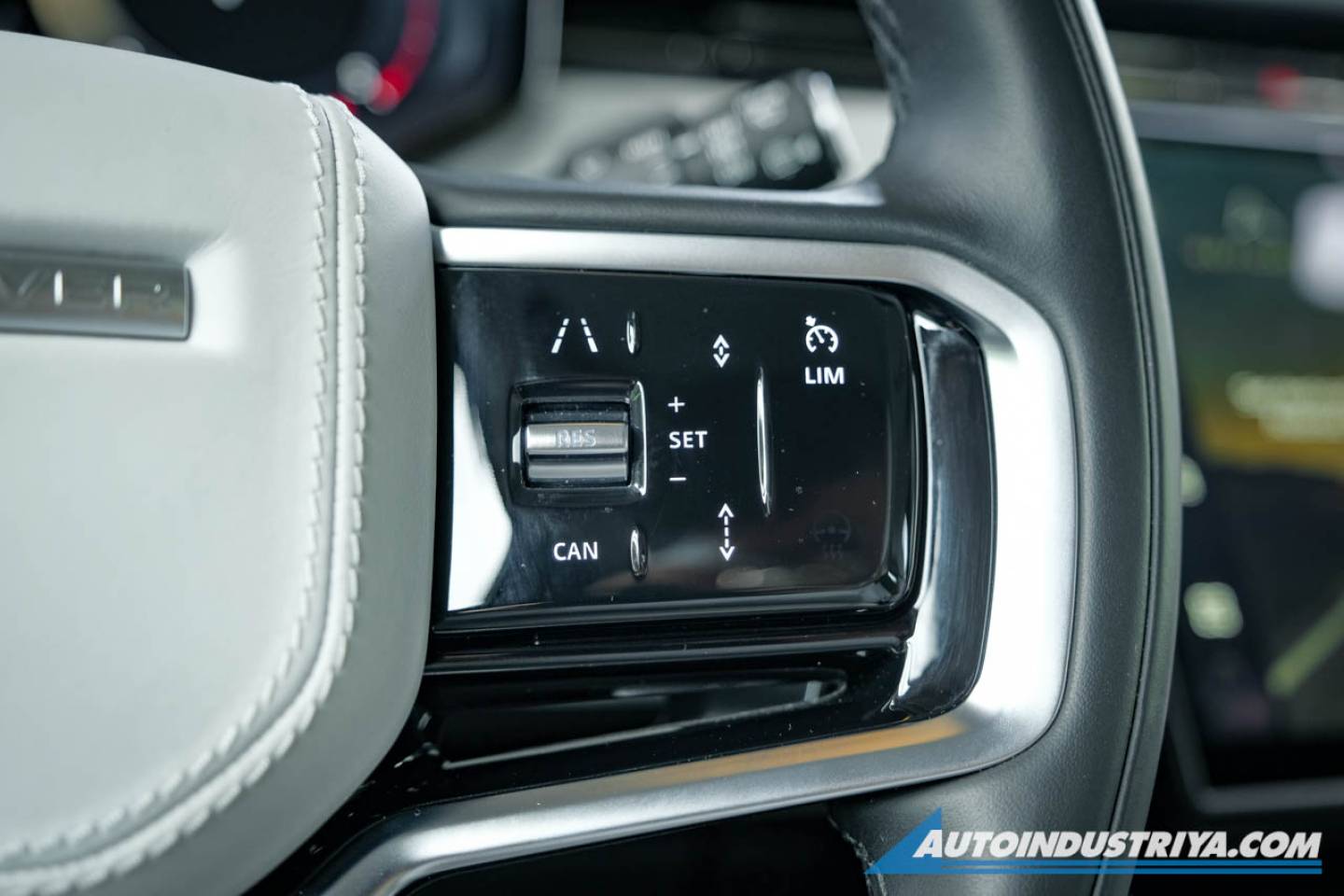 2024 Land Rover Range Rover Sport SE D300