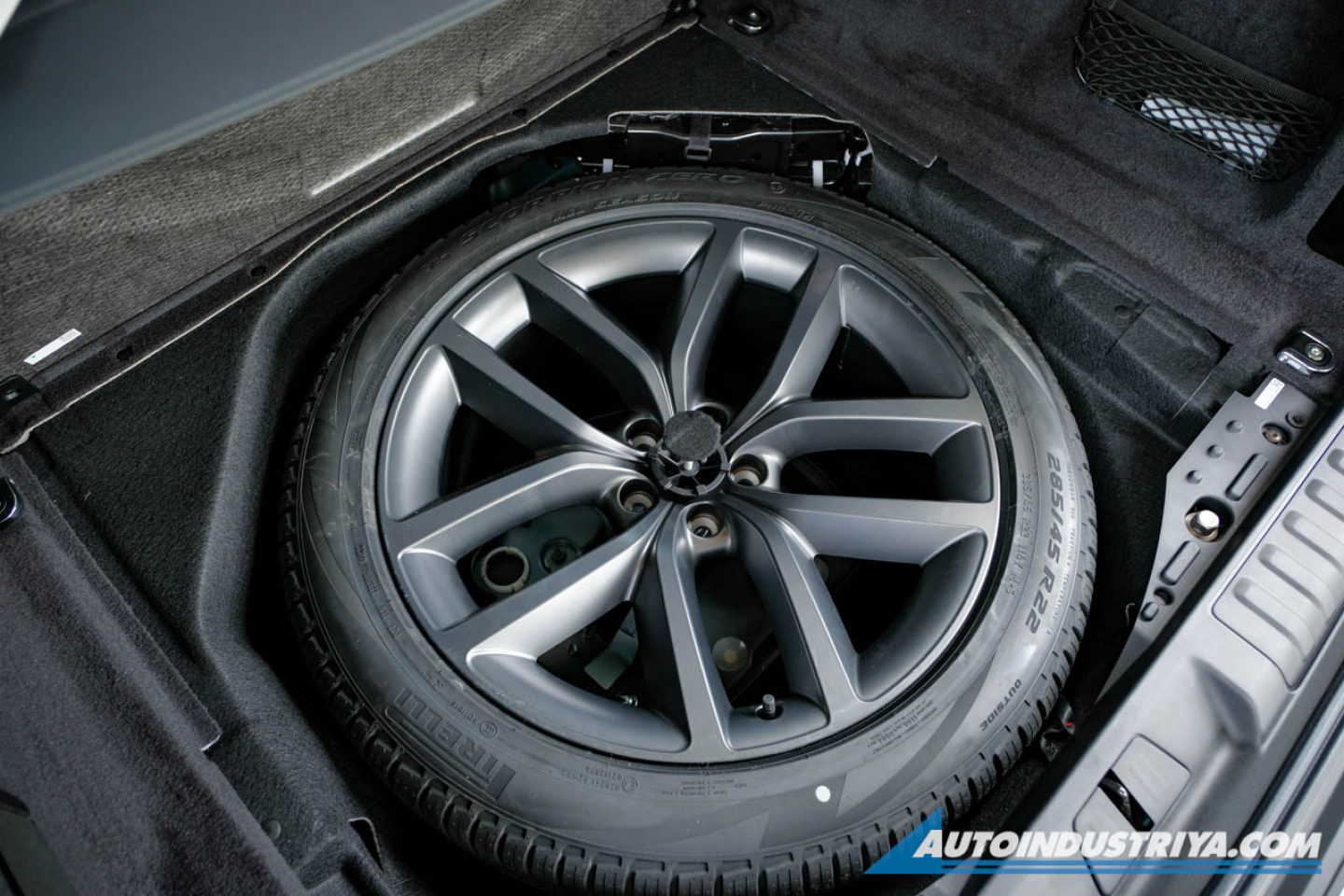 2024 Land Rover Range Rover Sport SE D300