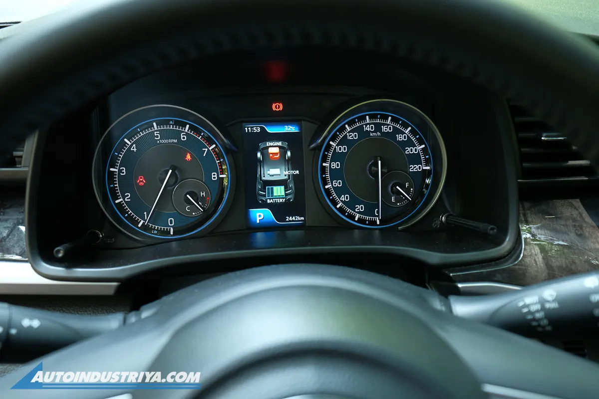 Versatility Enhanced: 2024 Suzuki XL7 Hybrid