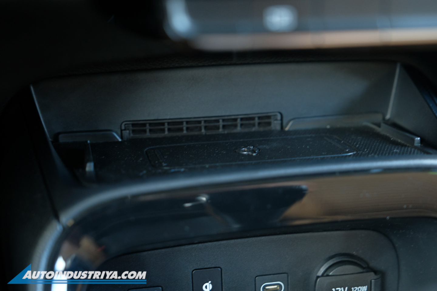 2024 Kia Sonet SX 1.5L CVT