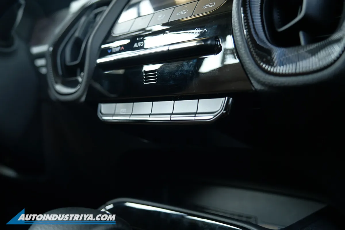 2024 Kia Sonet SX 1.5L CVT