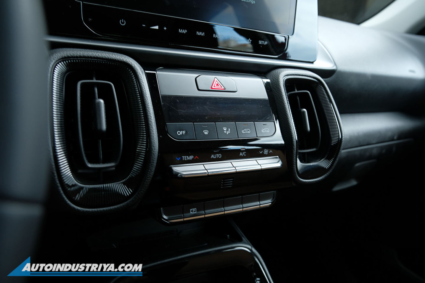 2024 Kia Sonet SX 1.5L CVT