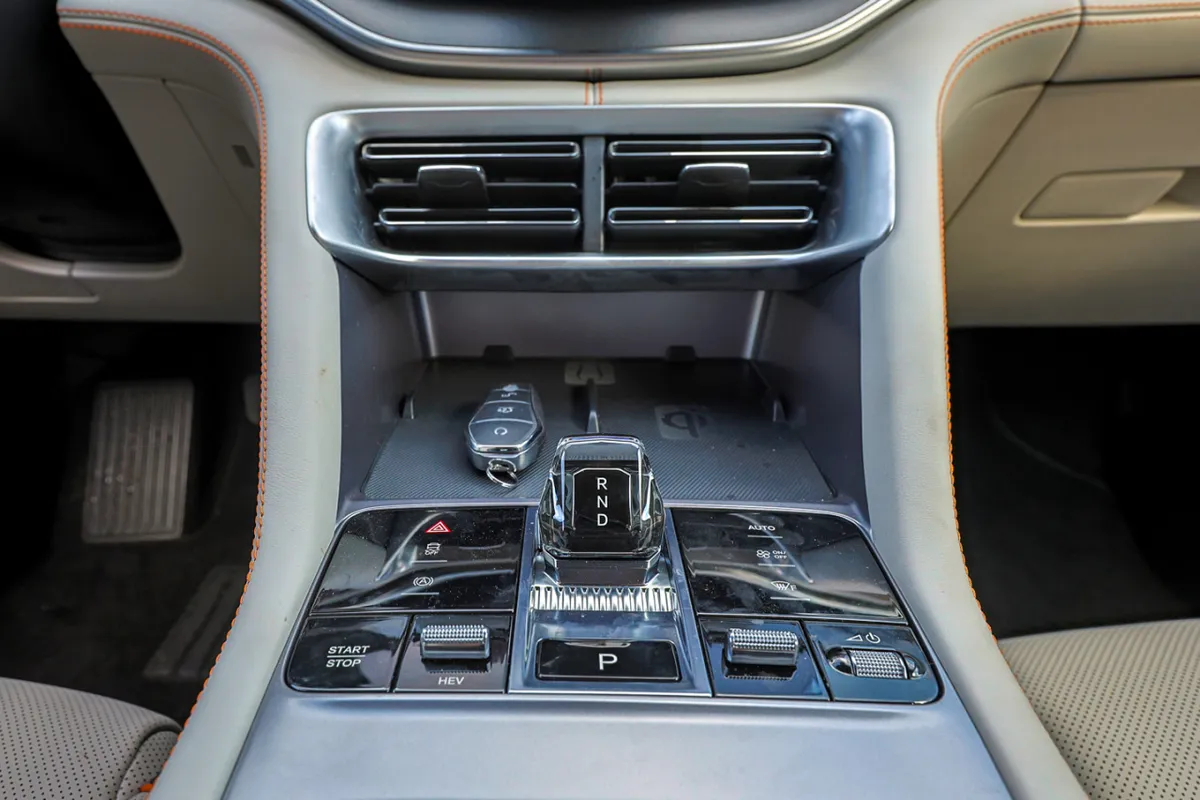 The Vertical Power-Play: Why the Sealion 06 is Far More Than a Cart-Path Cruiser — image 3