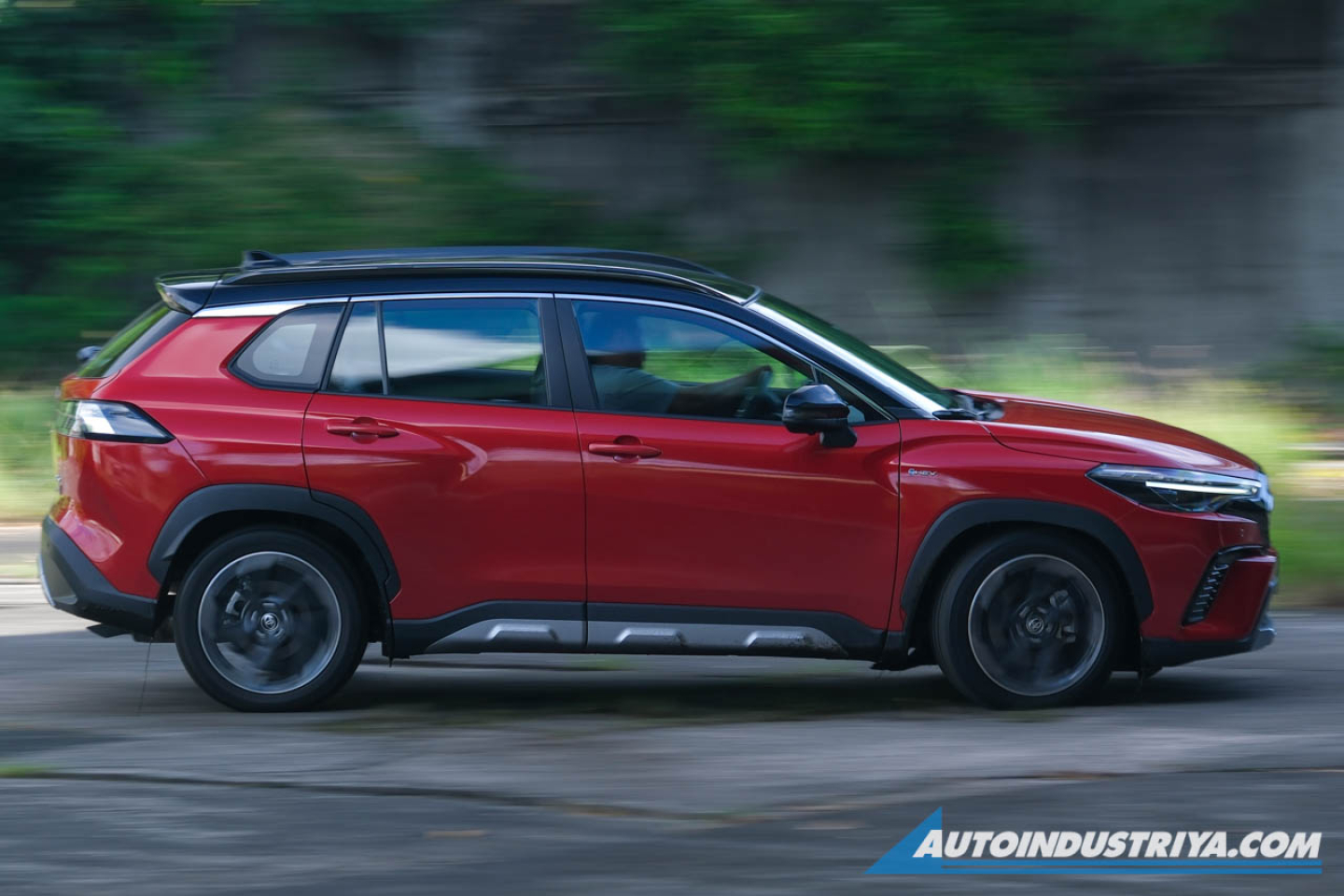 2024 Toyota Corolla Cross 1.8 GR-S HEV