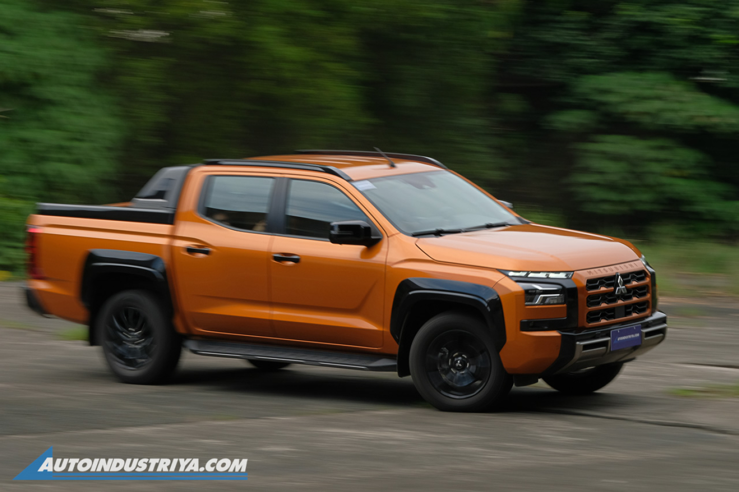 2024 Mitsubishi Triton Athlete 2.4D 4WD 6AT