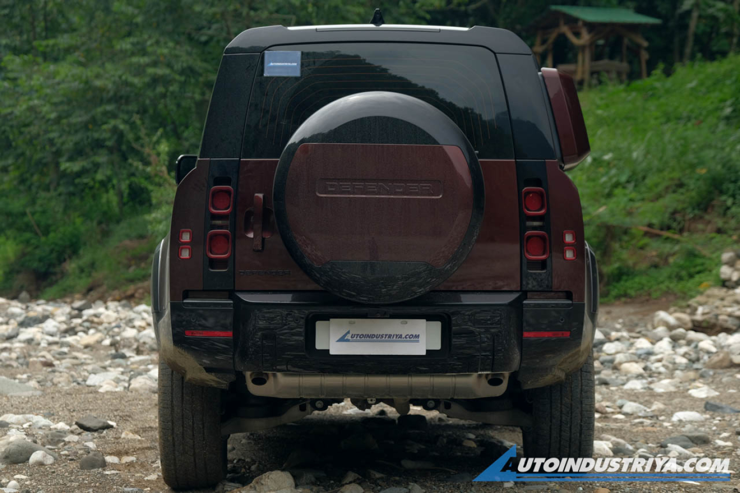 Fun For The Whole Family: Land Rover Defender 130