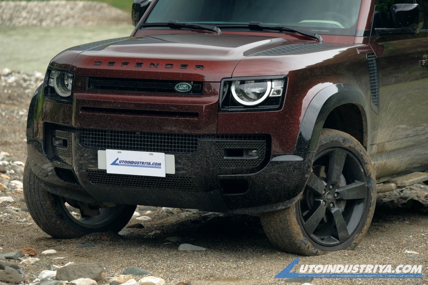 Fun For The Whole Family: Land Rover Defender 130