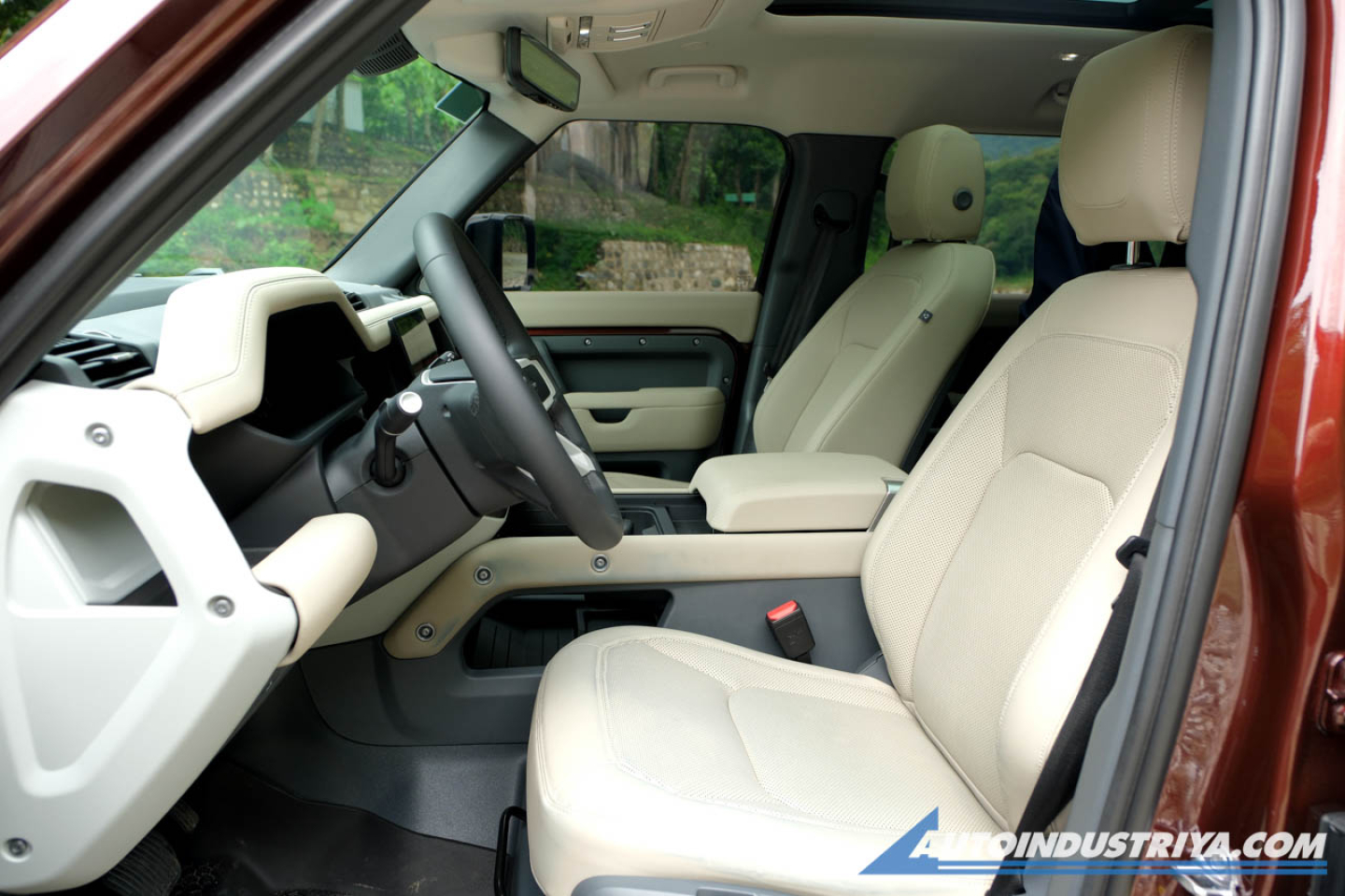 Fun For The Whole Family: Land Rover Defender 130