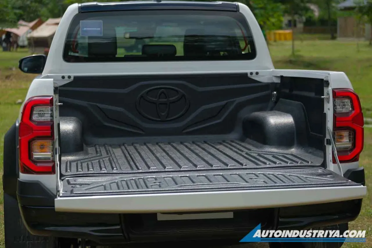 2024 Toyota Hilux GR Sport