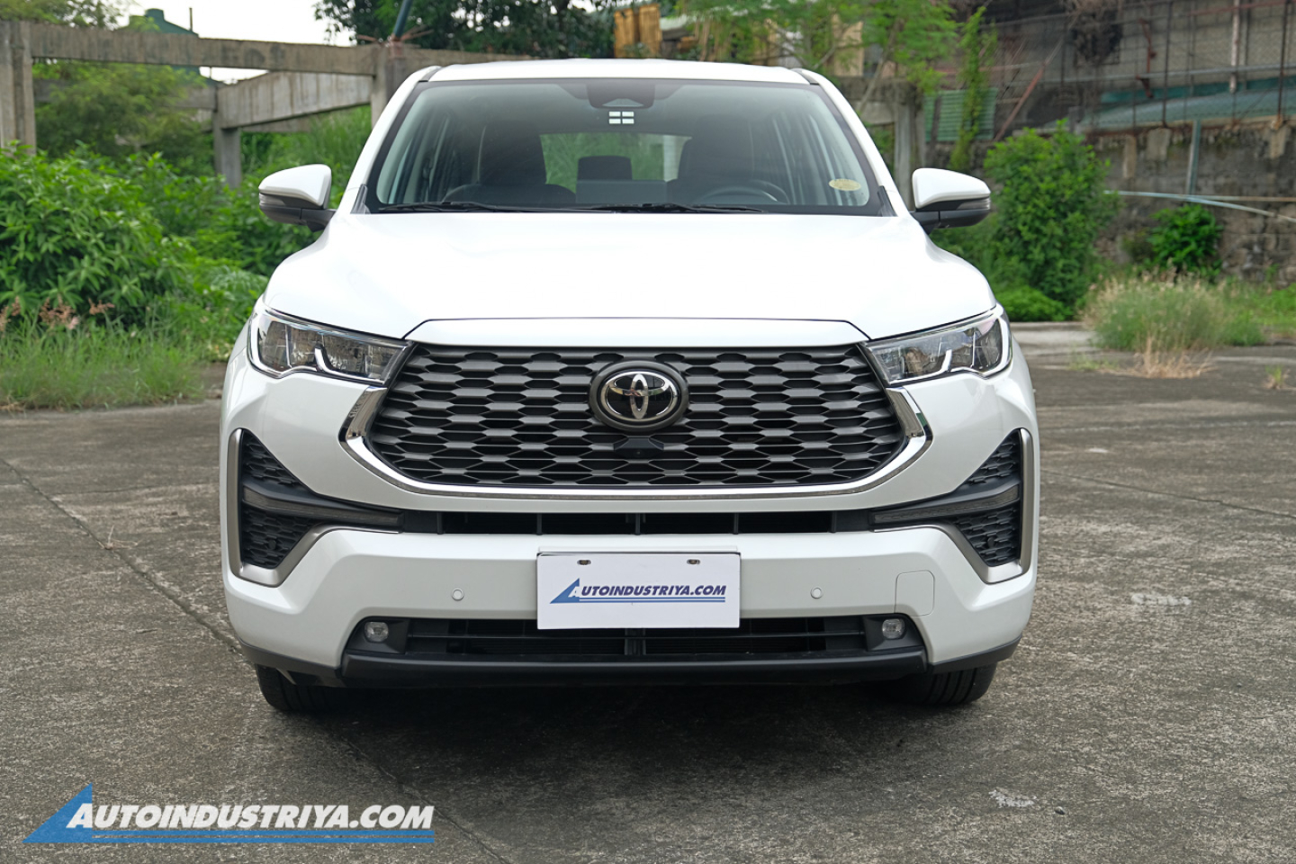 2024 Toyota Innova Zenix 2.0Q HEV