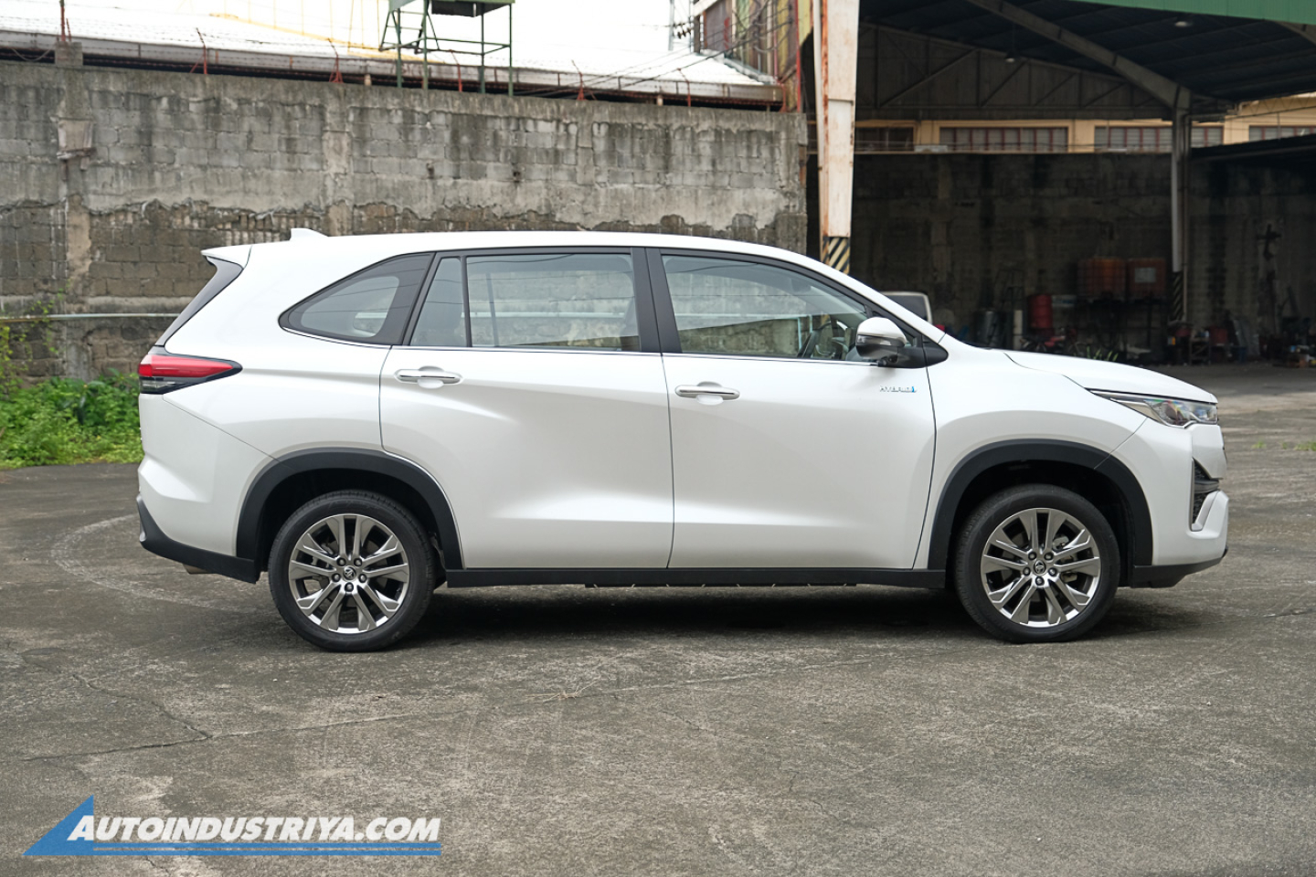 2024 Toyota Innova Zenix 2.0Q HEV