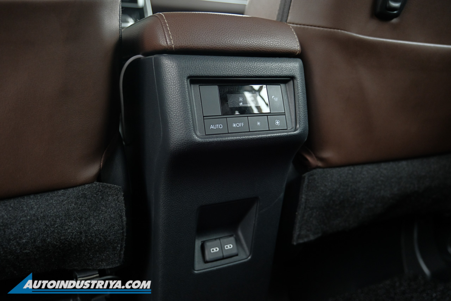 2024 Toyota Innova Zenix 2.0Q HEV