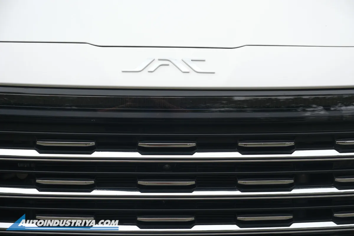 2024 JAC JS8 Pro Flagship 1.5 T-GDI