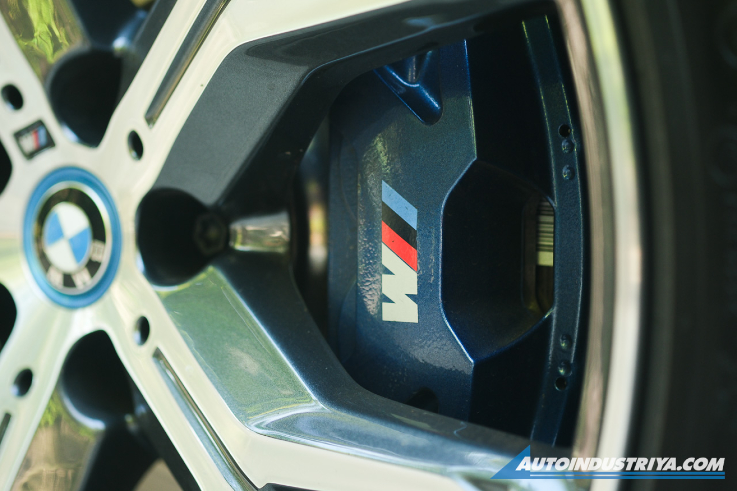 The power to adapt and thrive: BMW X5 PHEV