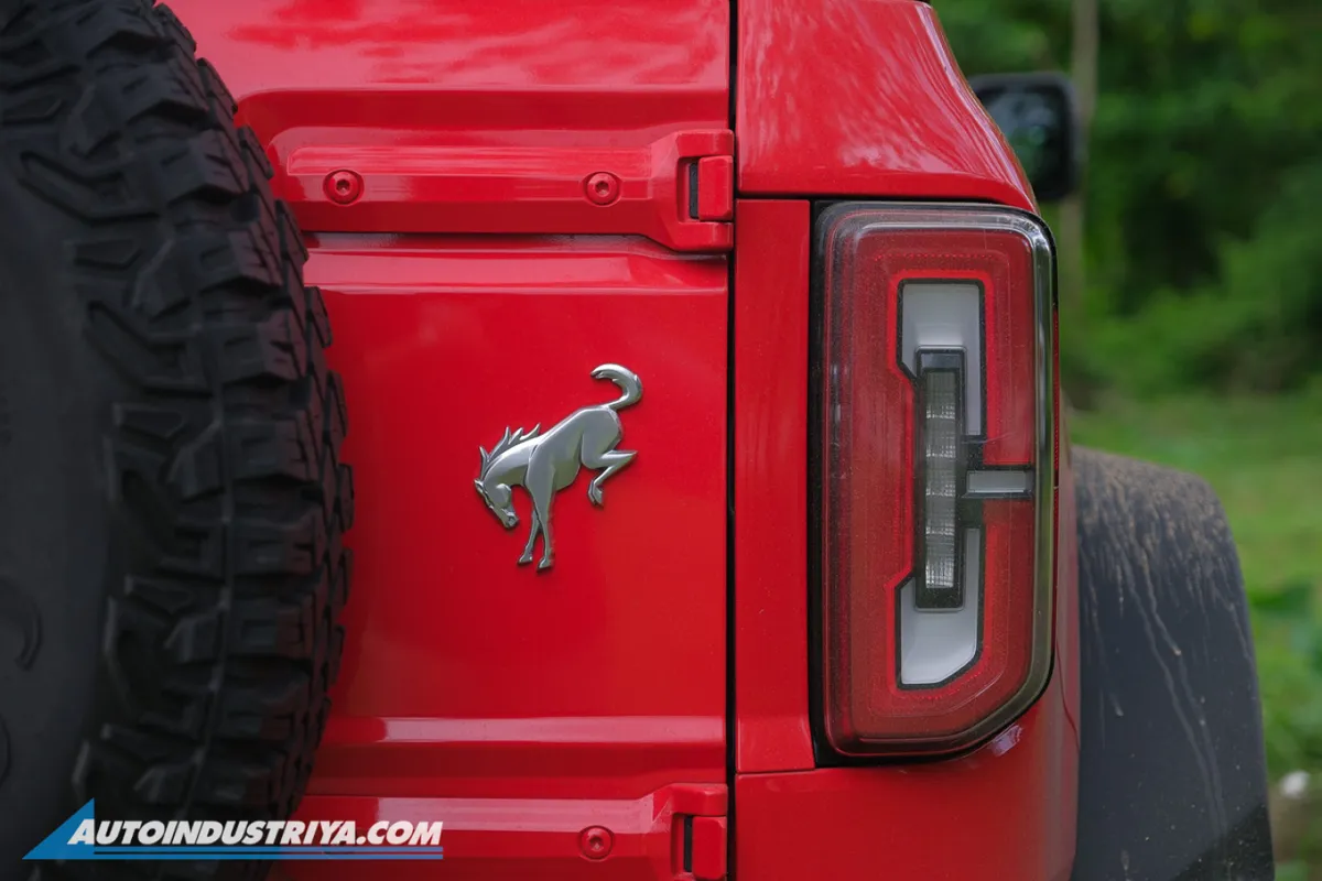 2025 Ford Bronco Outer Banks Sasquatch 2.7L Ecoboost V6