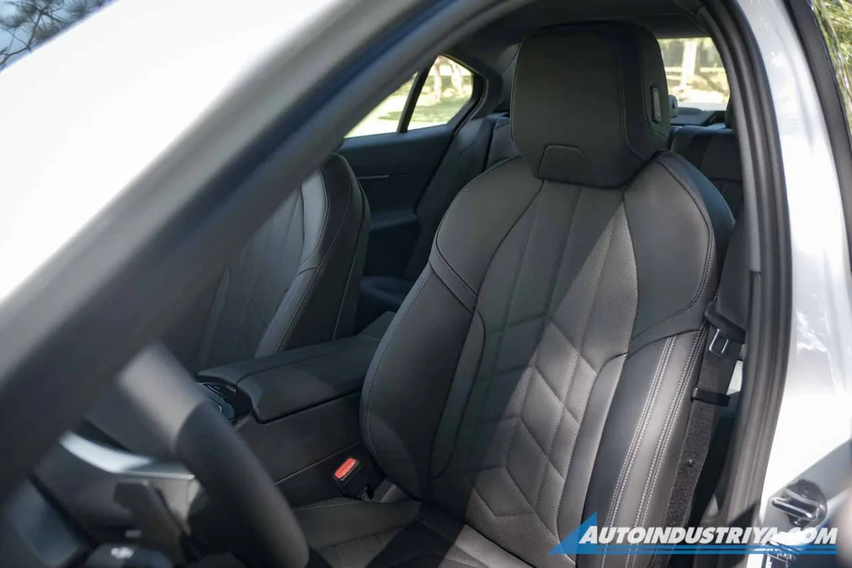 2025 BMW 520i
