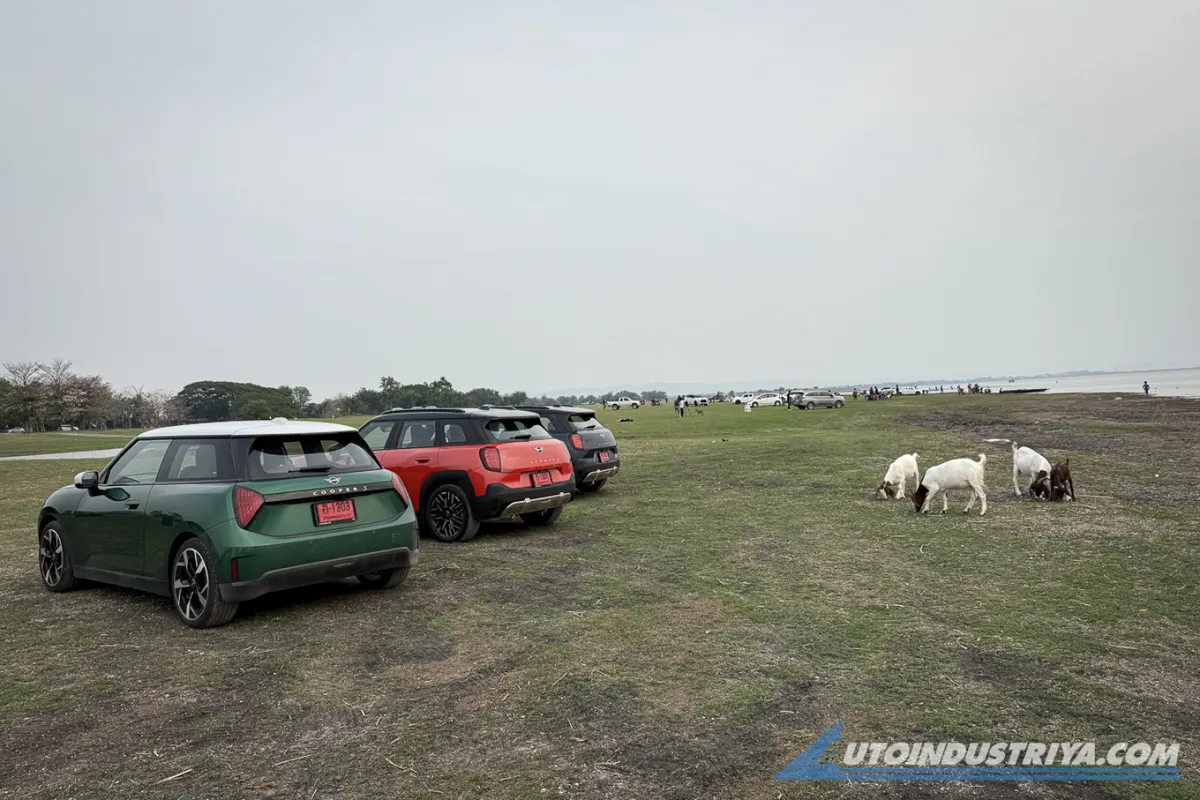 The Thailand Job: Mini Aceman SE, Cooper SE drive