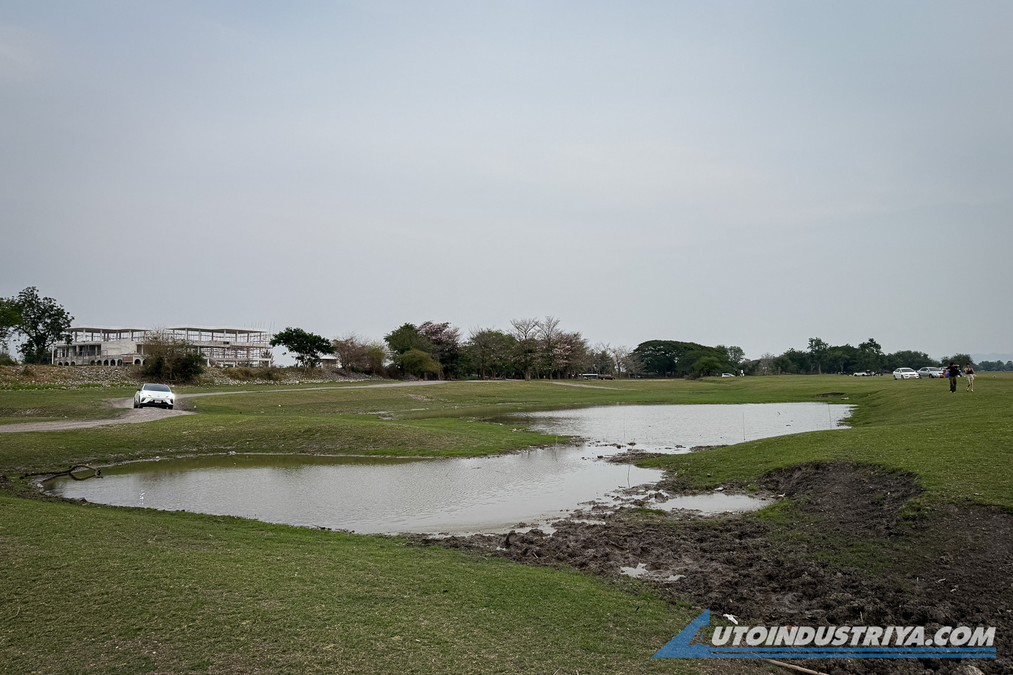 The Thailand Job: Mini Aceman SE, Cooper SE drive