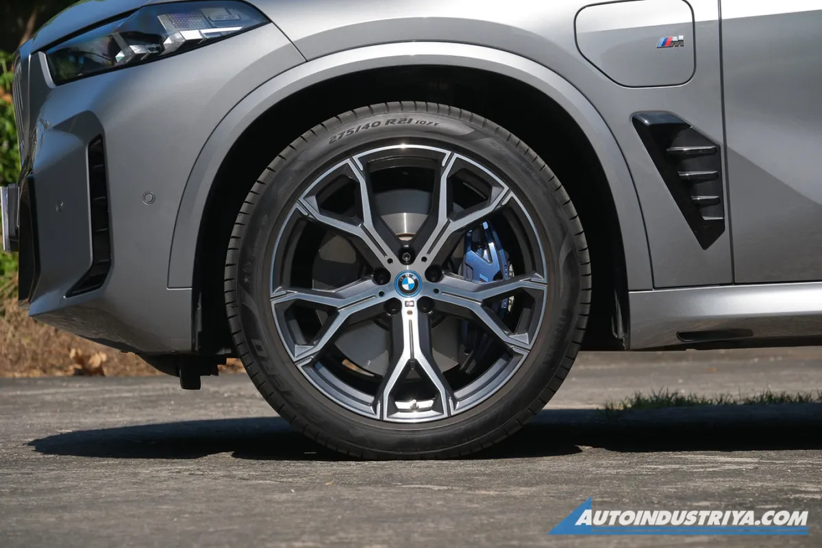 2025 BMW X5 xDrive50e M Sport PHEV