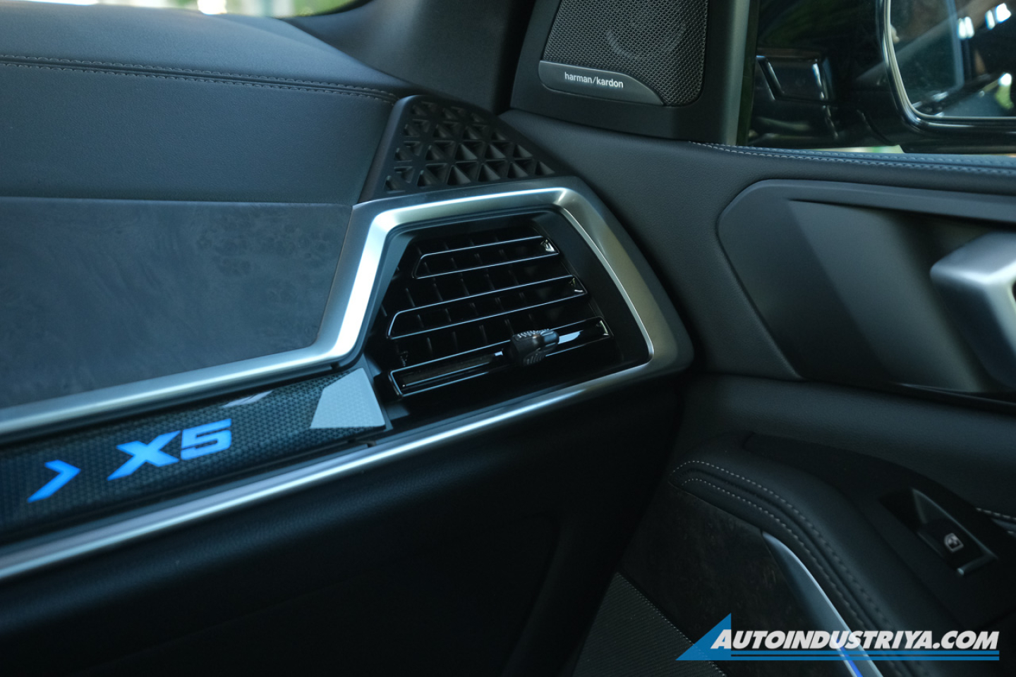 2025 BMW X5 xDrive50e M Sport PHEV