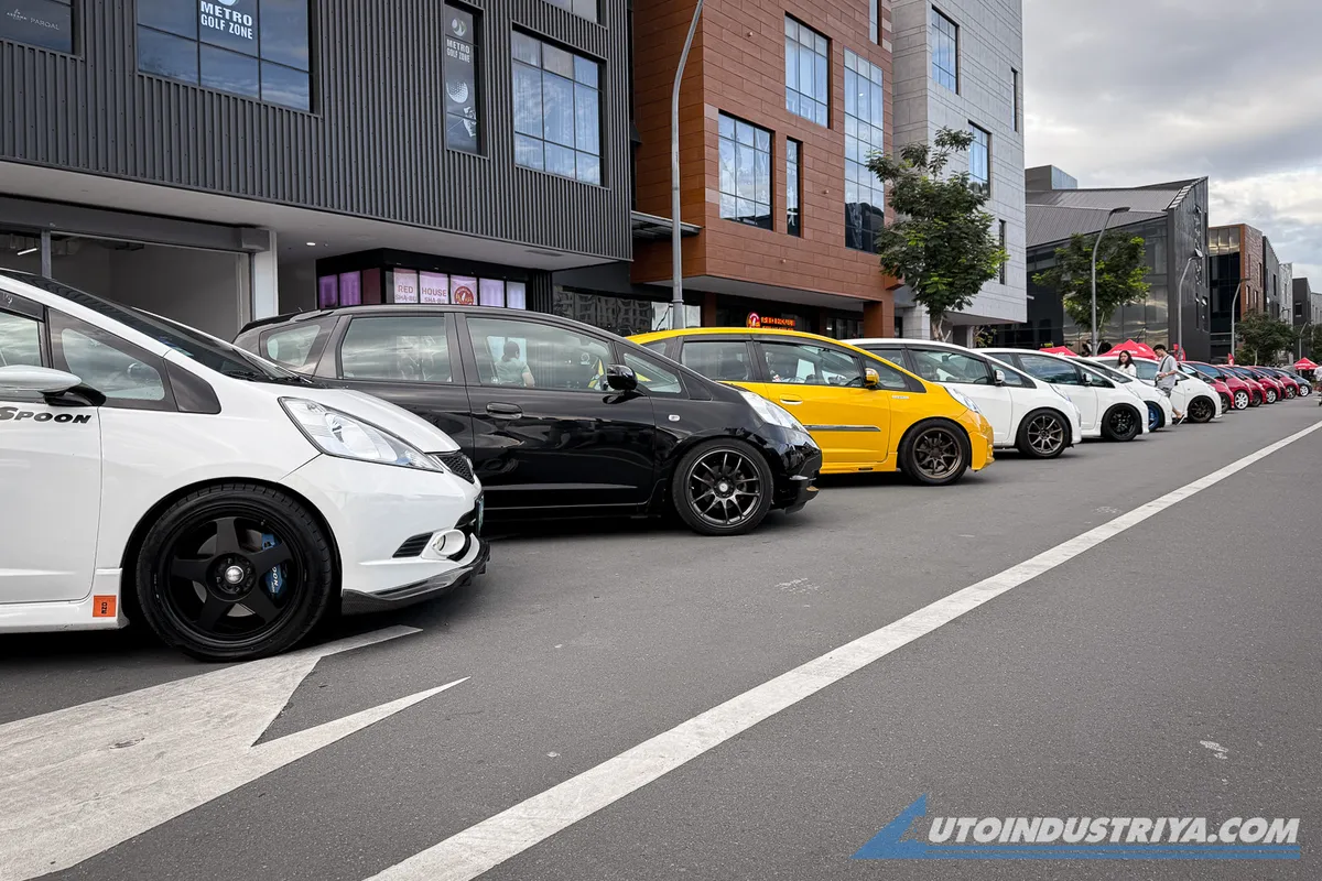 TrueFitCrew PH: Car cameraderie Fitspiration