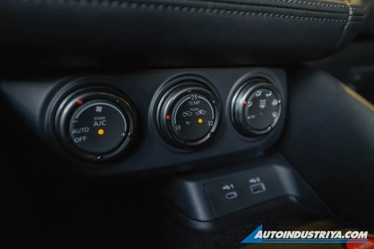 2025 Nissan Z NISMO 3.0L V6 Twin Turbo