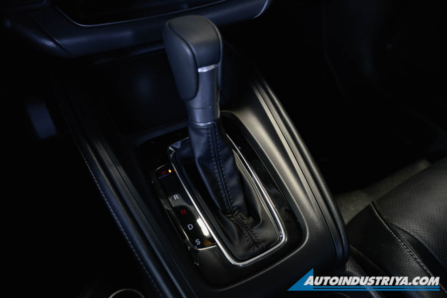 2025 Honda HR-V S 1.5 S CVT