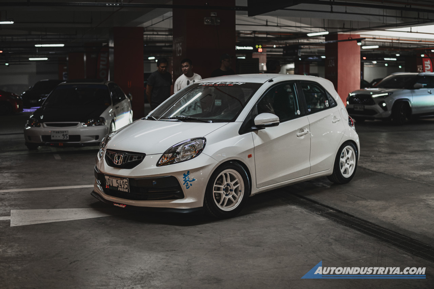 Autoindustriya.com's Hot Summer Meet draws 400 cars