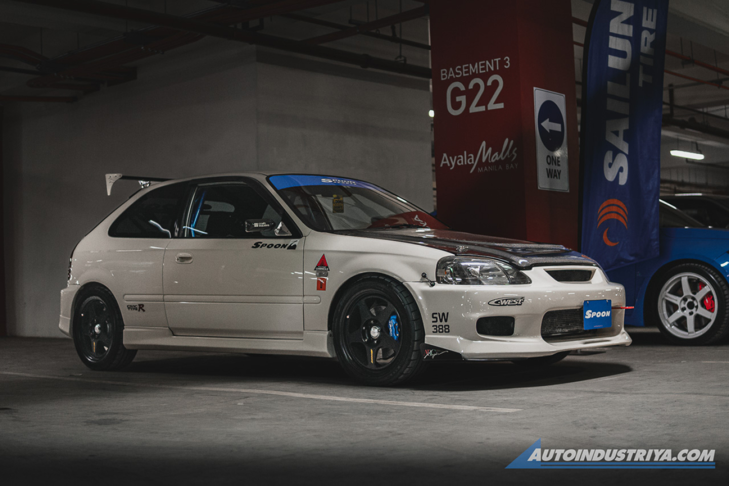 Autoindustriya.com's Hot Summer Meet draws 400 cars