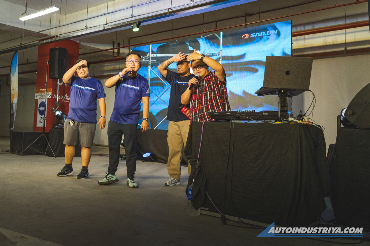 Autoindustriya.com's Hot Summer Meet draws 400 cars