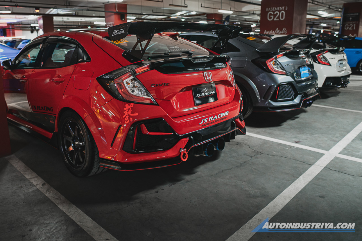 Autoindustriya.com's Hot Summer Meet draws 400 cars