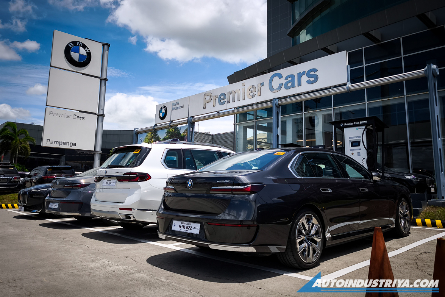 Lucky Number 7: Driving & Riding First Class on BMW’s flagships